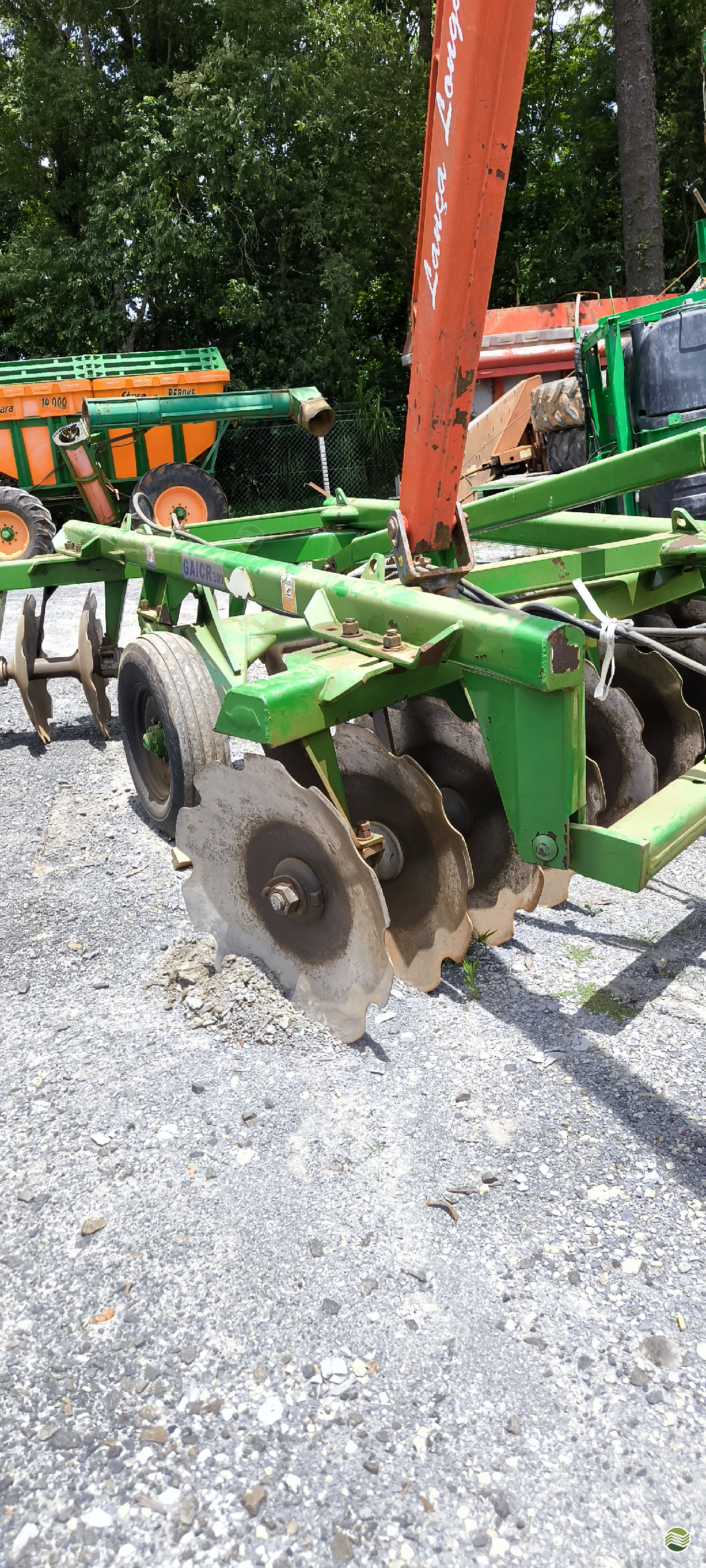 IMPLEMENTOS AGRICOLAS GRADE INTERMEDIÁRIA INTERMEDIÁRIA 18 DISCOS Europonta IRATI PARANÁ PR