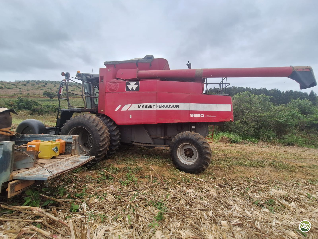 COLHEITADEIRA MASSEY FERGUSON MF 9690