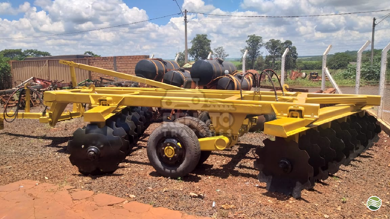 IMPLEMENTOS AGRICOLAS GRADE ARADORA ARADORA 20 DISCOS Renato Tratores SERTAOZINHO SÃO PAULO SP
