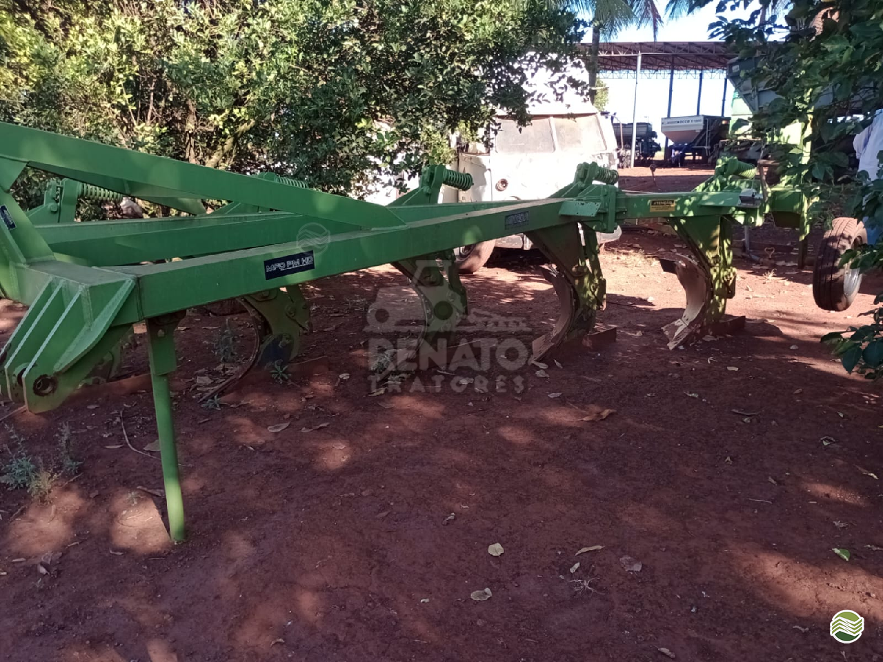 IMPLEMENTOS AGRICOLAS ARADO ARADO DE AIVECA Renato Tratores SERTAOZINHO SÃO PAULO SP