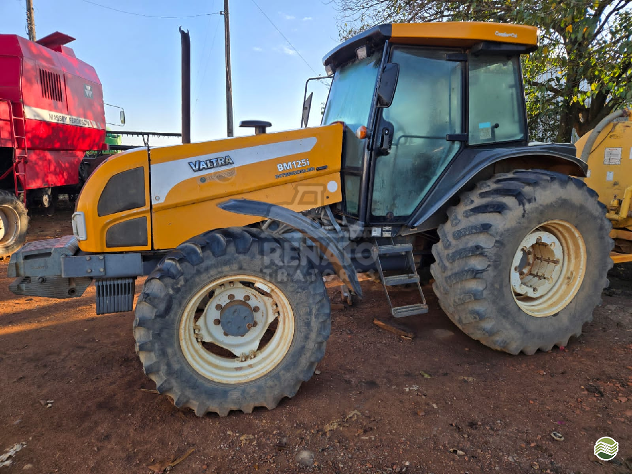 TRATOR VALTRA VALTRA BM 125 Tração 4x4 Renato Tratores SERTAOZINHO SÃO PAULO SP