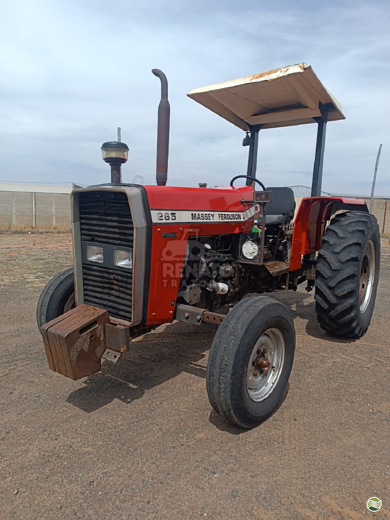 TRATOR MASSEY FERGUSON MF 265 Tração 4x2 Renato Tratores SERTAOZINHO SÃO PAULO SP