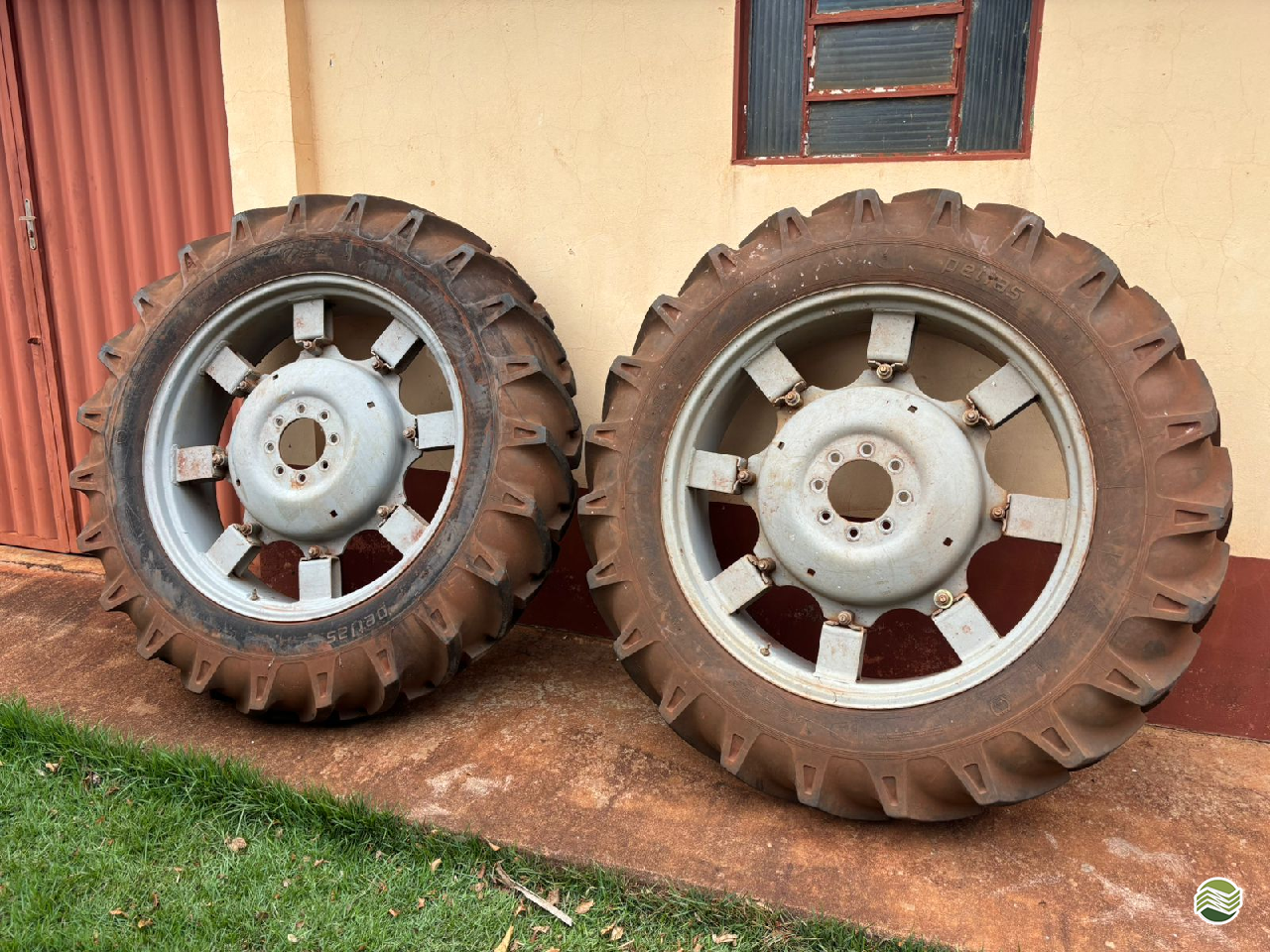 PEÇAS A VENDA TRATORES JOGO DE RODAS Renato Tratores SERTAOZINHO SÃO PAULO SP