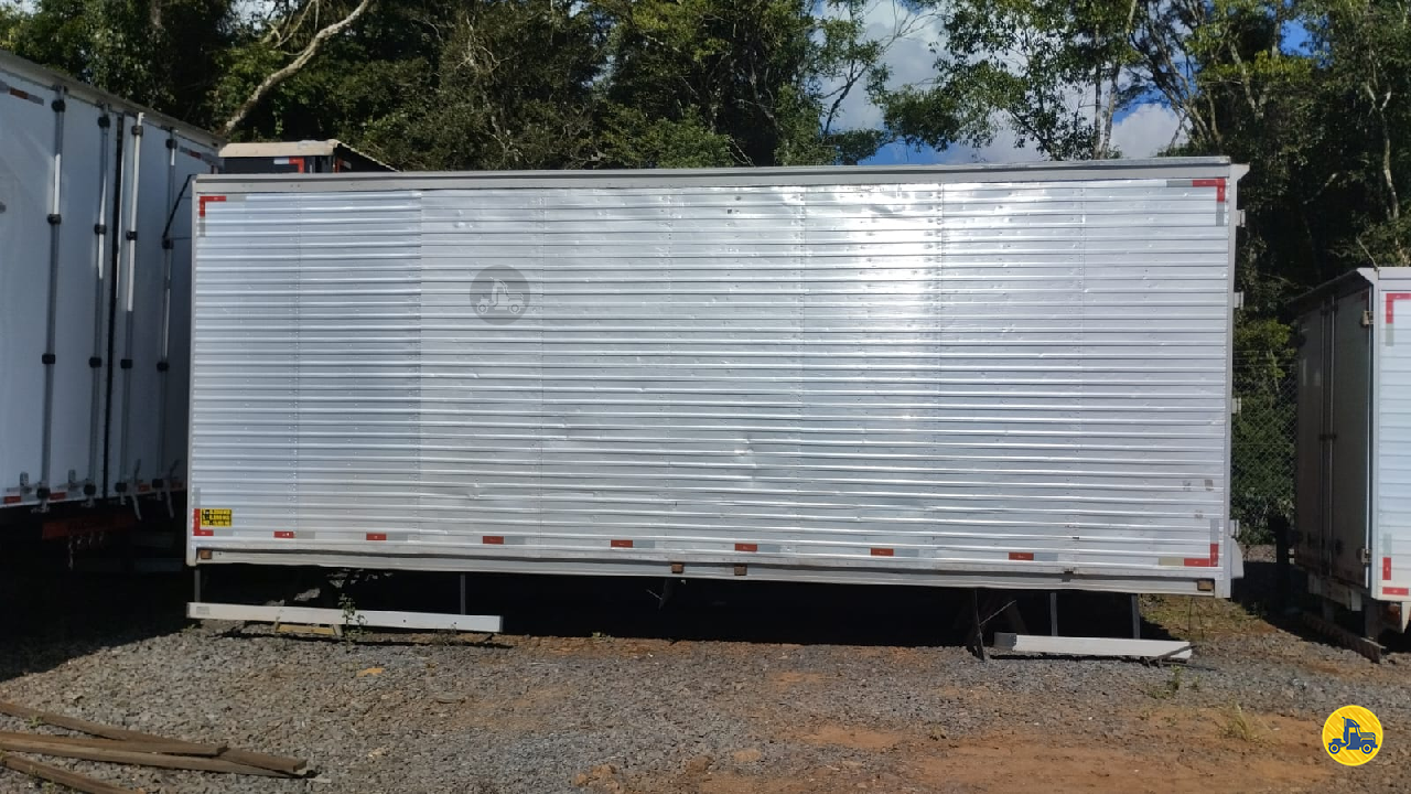 CARROCERIA SOBRE CHASSI  CAMINHAO 3/4 BAU FURGAO Videira Implementos Rodoviários  VIDEIRA SANTA CATARINA SC