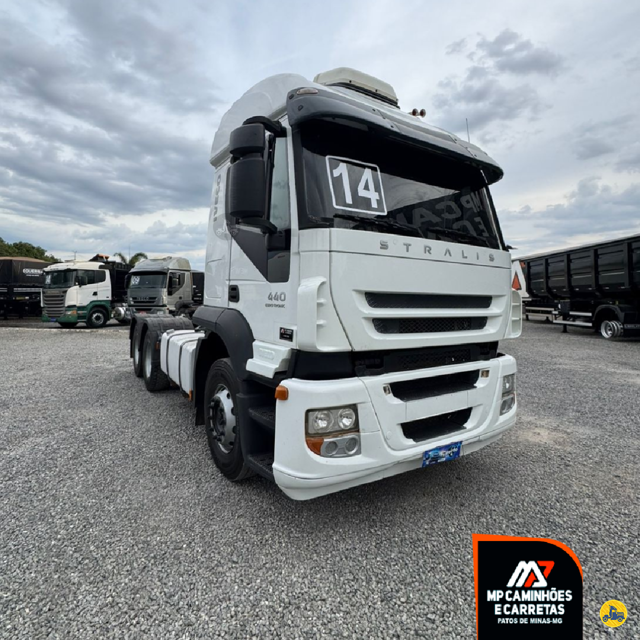 CAMINHAO IVECO STRALIS 440 Cavalo Mecânico Cavalo 6x2 MP Caminhões e Carretas PATOS DE MINAS MINAS GERAIS MG