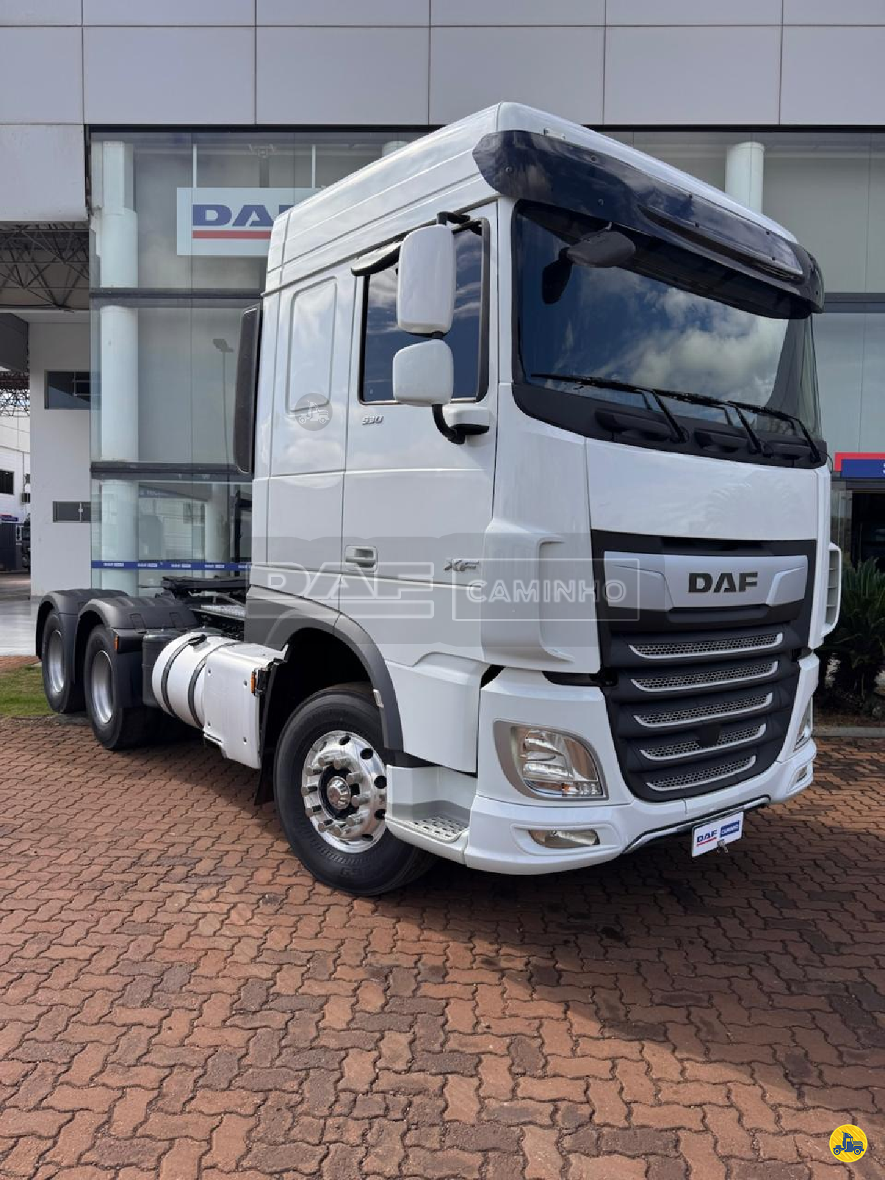 CAMINHAO DAF DAF XF FTT 530 Cavalo Mecânico Cavalo 6x4 DAF Caminho Caminhões - Ribeirão Preto RIBEIRAO PRETO SÃO PAULO SP