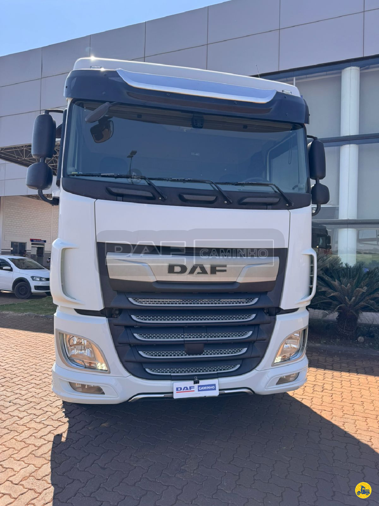 CAMINHAO DAF DAF XF FTT 530 Cavalo Mecânico Cavalo 6x4 DAF Caminho Caminhões - Ribeirão Preto RIBEIRAO PRETO SÃO PAULO SP