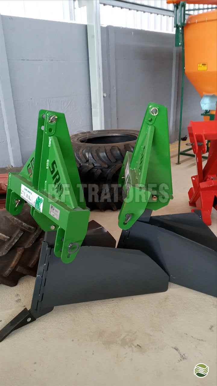 IMPLEMENTOS AGRICOLAS SULCADOR 1 LINHA BF Tratores PIRACEMA MINAS GERAIS MG