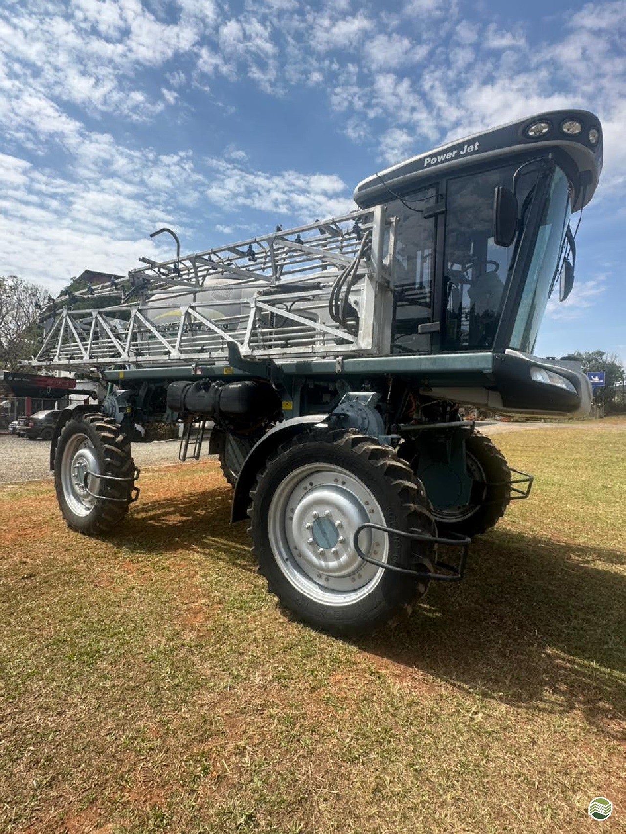 PULVERIZADOR JAN POWER JET 2500 Tração 4x4 Nosso Campo Agriculture - Mahindra - Matriz ARAPOTI PARANÁ PR