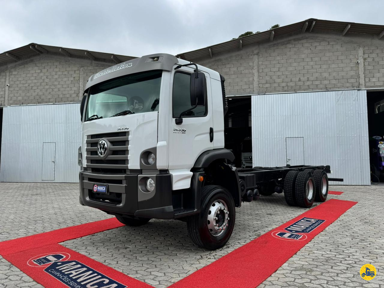 CAMINHAO VOLKSWAGEN VW 31330 Cavalo Mecânico Cavalo 6x4 Manica Caminhões CURITIBA PARANÁ PR