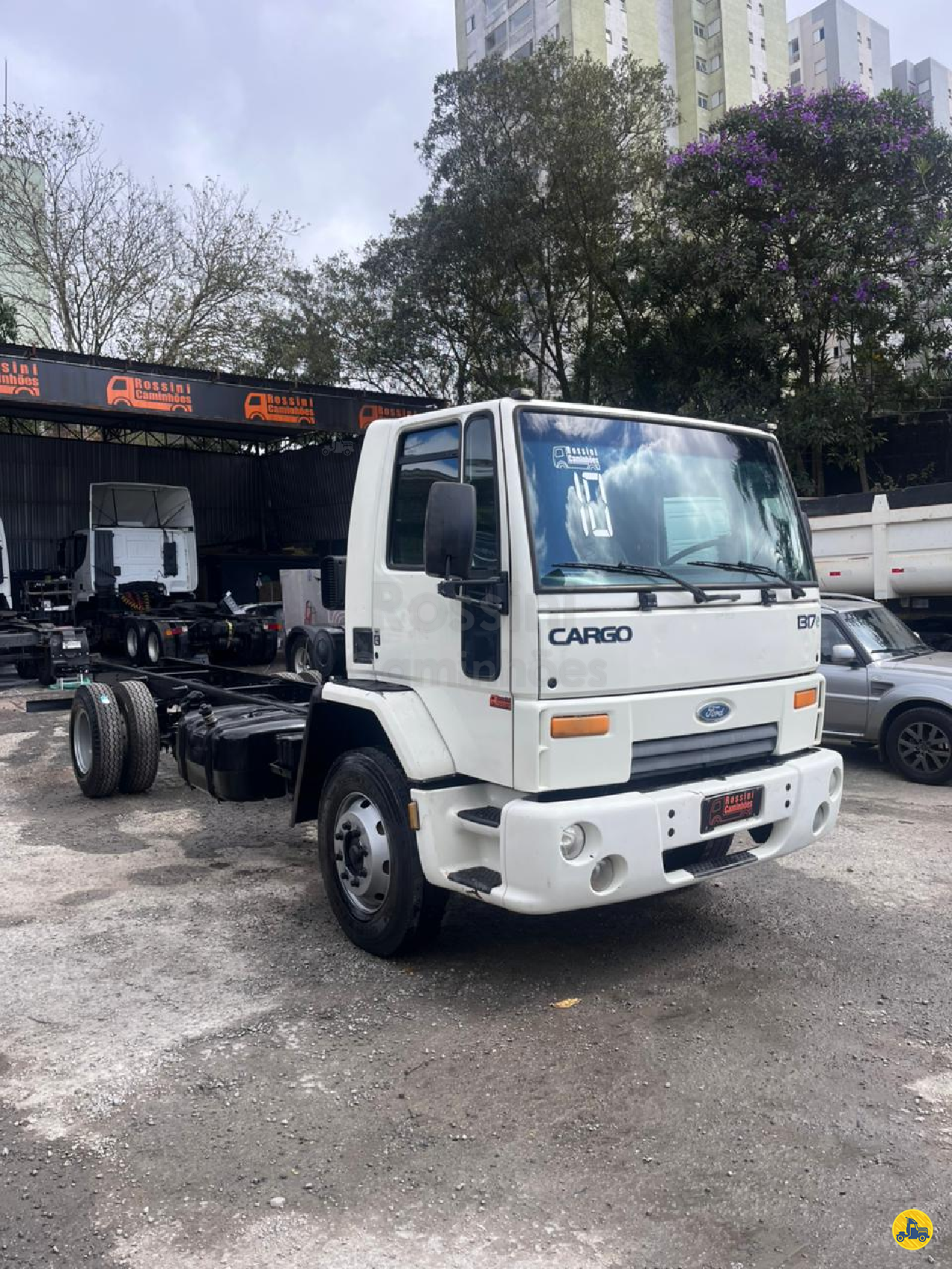 CAMINHAO FORD CARGO 1317 Carga Seca Toco 4x2 Rossini Caminhões SAO BERNARDO DO CAMPO SÃO PAULO SP