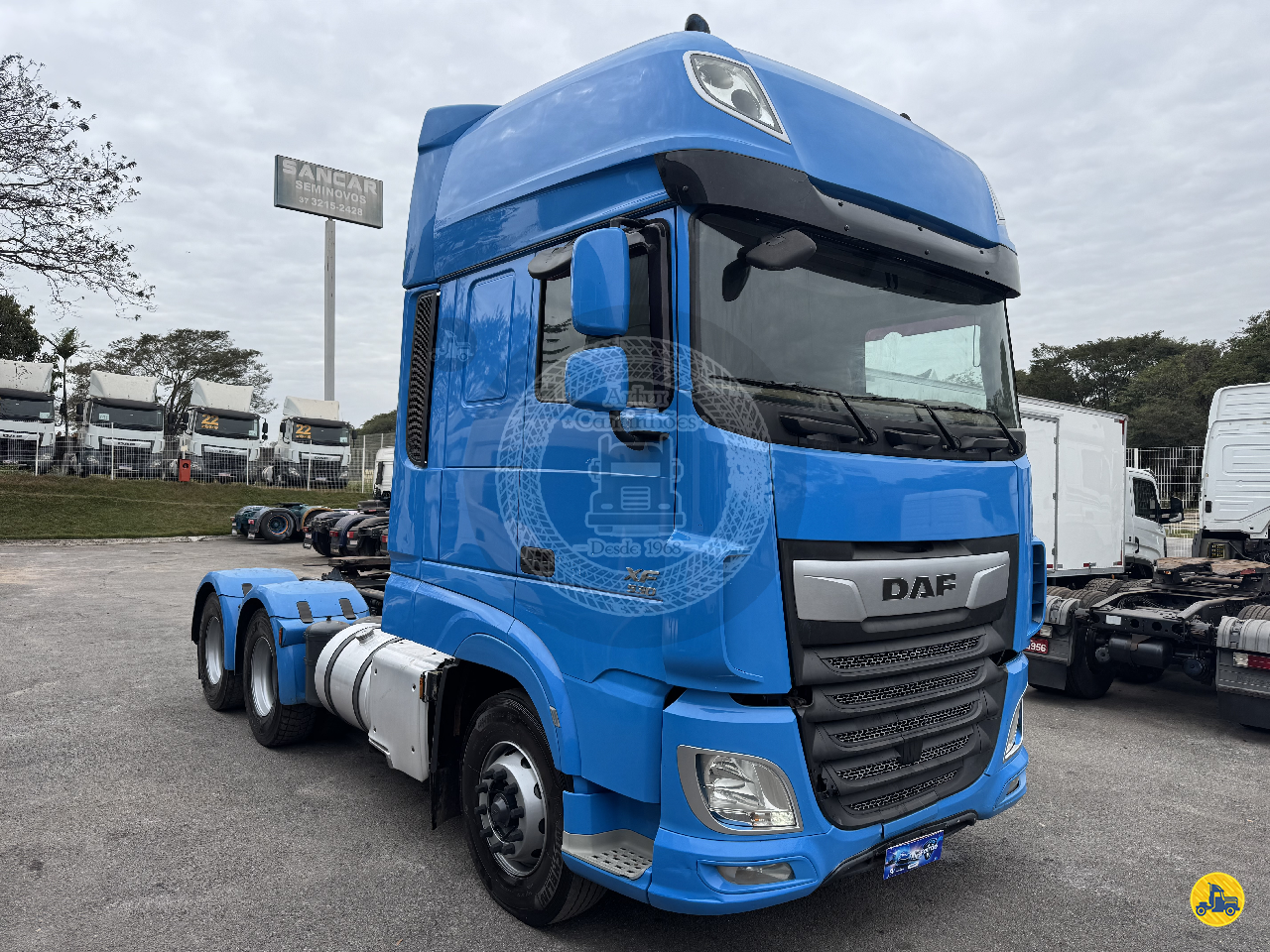 CAMINHAO DAF DAF XF FTT 530 Cavalo Mecânico Cavalo 6x4 Artur Caminhões DIVINOPOLIS MINAS GERAIS MG