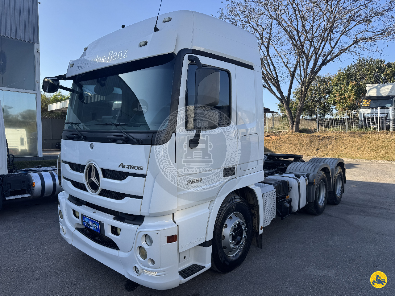 CAMINHAO MERCEDES-BENZ MB 2651 Cavalo Mecânico Cavalo 6x4 Artur Caminhões DIVINOPOLIS MINAS GERAIS MG