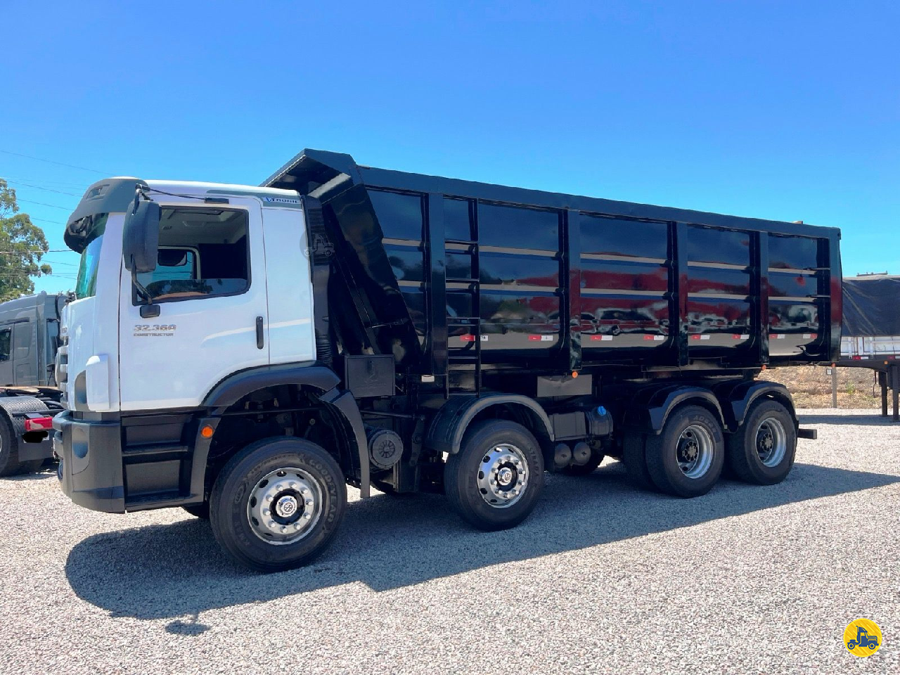 CAMINHAO VOLKSWAGEN VW 32360