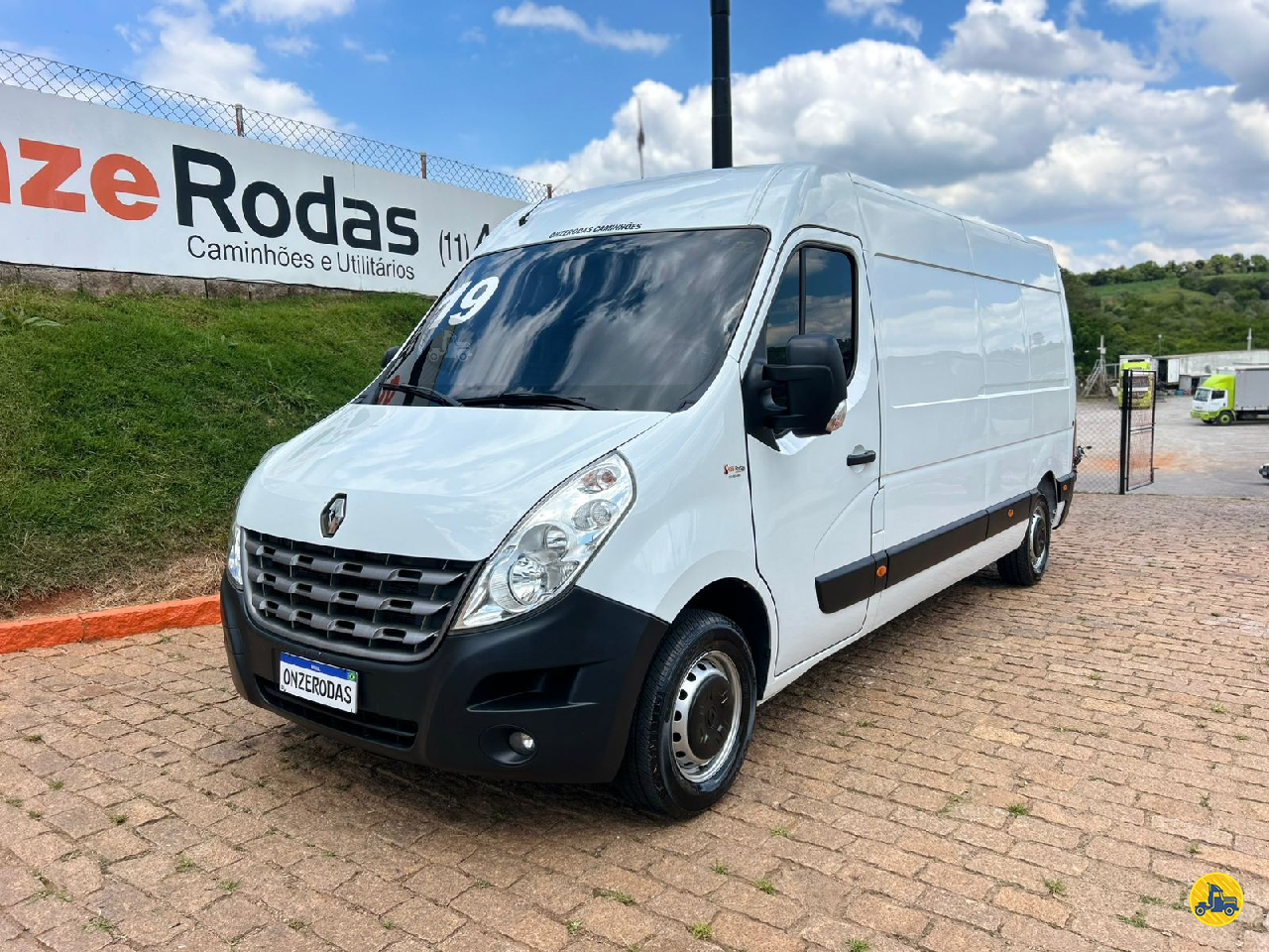 UTILITARIOS RENAULT Master Furgão 2.3 Onze Rodas Caminhões e Utilitários ITATIBA SÃO PAULO SP