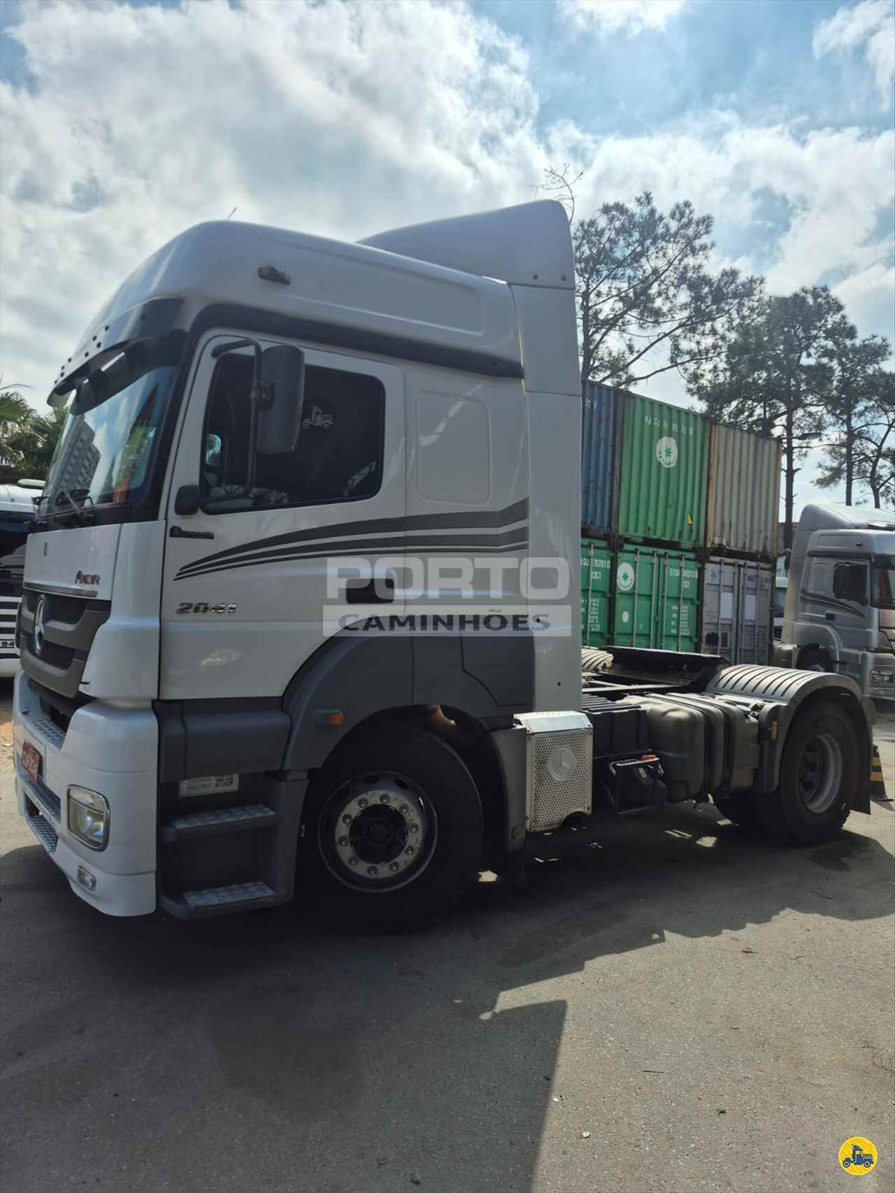 CAMINHAO MERCEDES-BENZ MB 2041 Cavalo Mecânico Toco 4x2 Porto Caminhões GUARULHOS SÃO PAULO SP