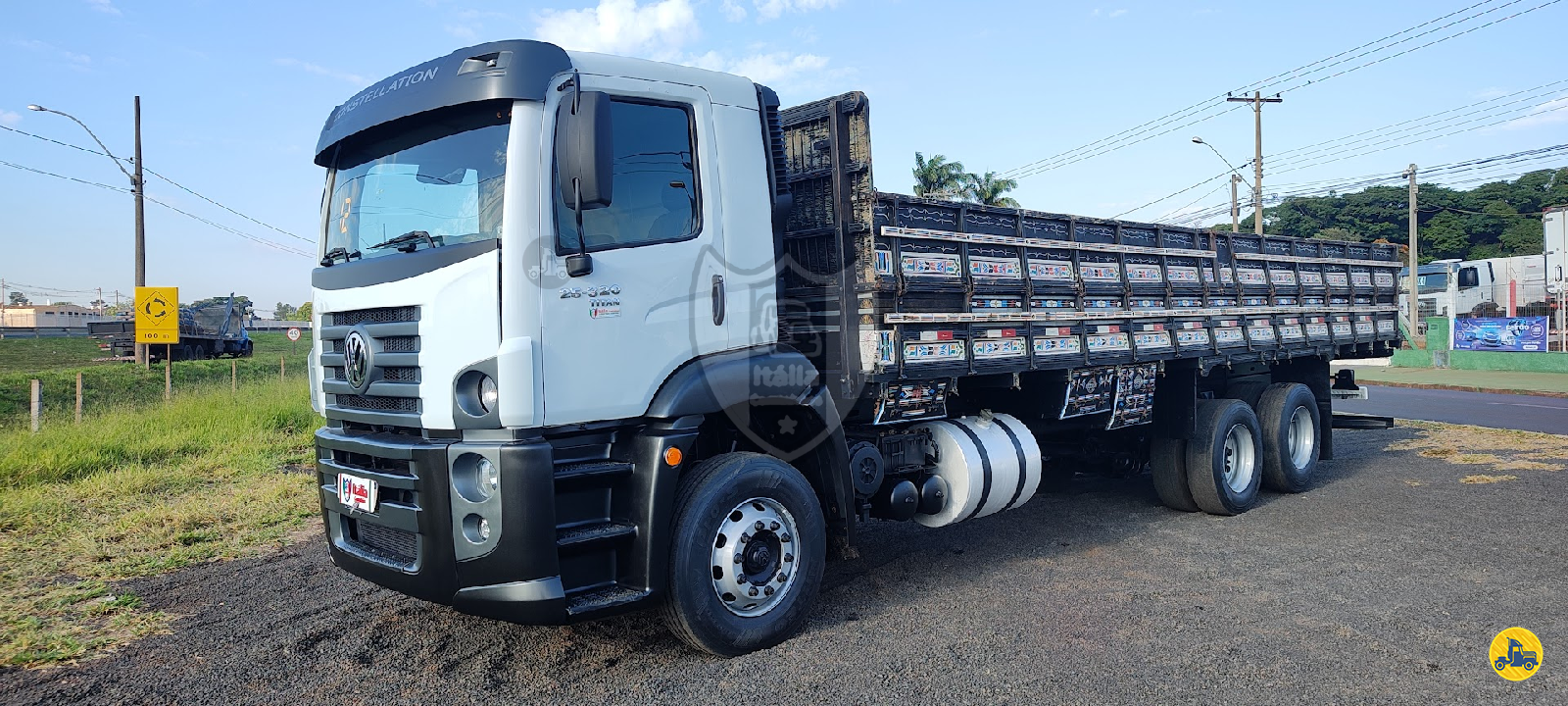 CAMINHAO VOLKSWAGEN VW 25320 Graneleiro Truck 6x2 Itália Caminhões RIBEIRAO PRETO SÃO PAULO SP