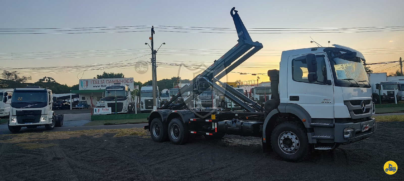 CAMINHAO MERCEDES-BENZ MB 3131 Roll ON OFF Truck 6x4 Itália Caminhões RIBEIRAO PRETO SÃO PAULO SP