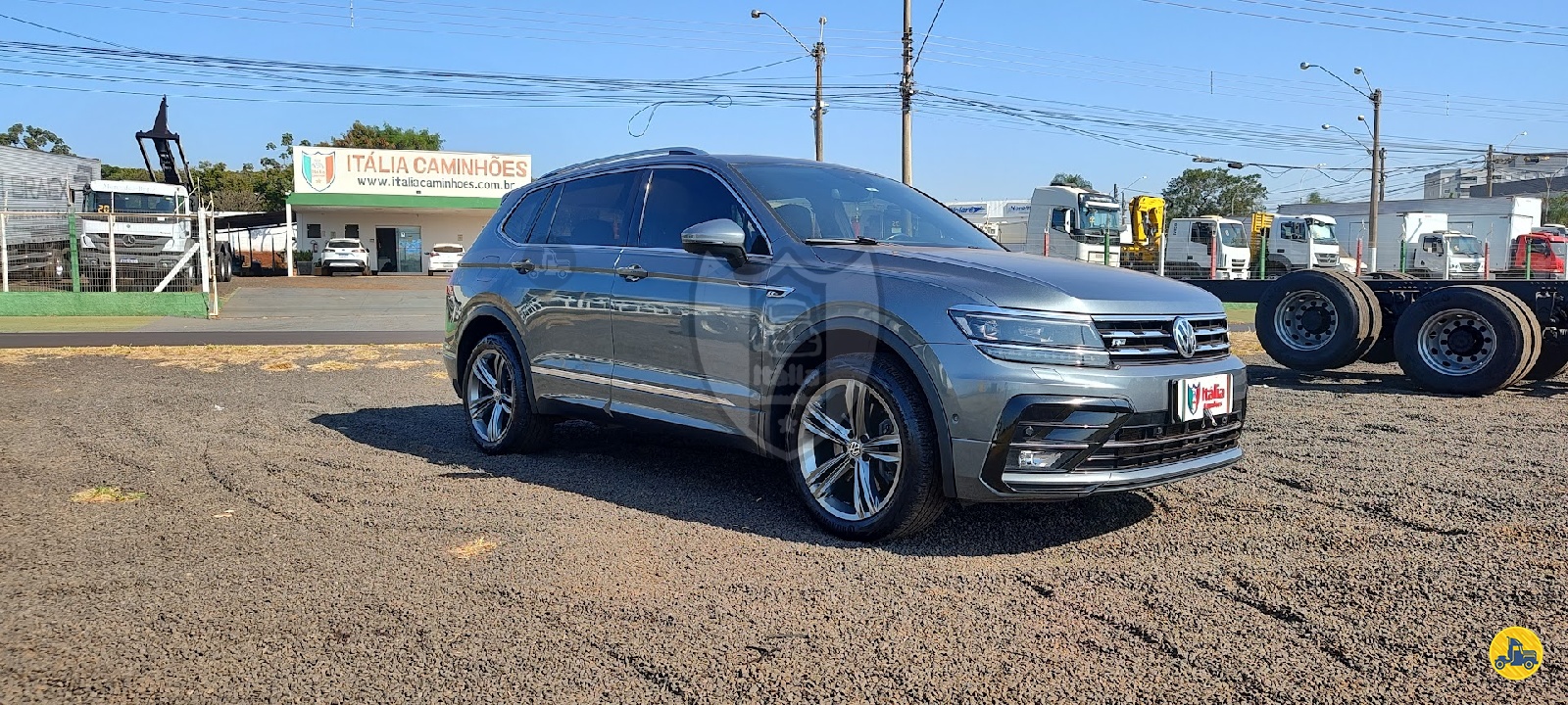 CARRO VW - Volkswagen Tiguan 2.0 350 TSI Itália Caminhões RIBEIRAO PRETO SÃO PAULO SP
