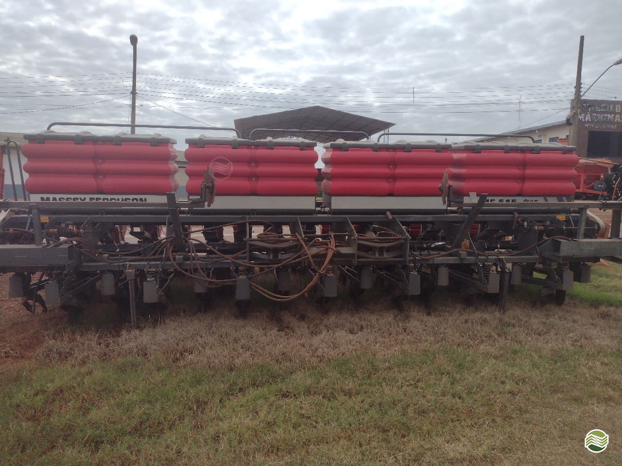 PLANTADEIRA MASSEY FERGUSON MF 515 Precilo Máquinas PONTA PORA MATO GROSSO DO SUL MS