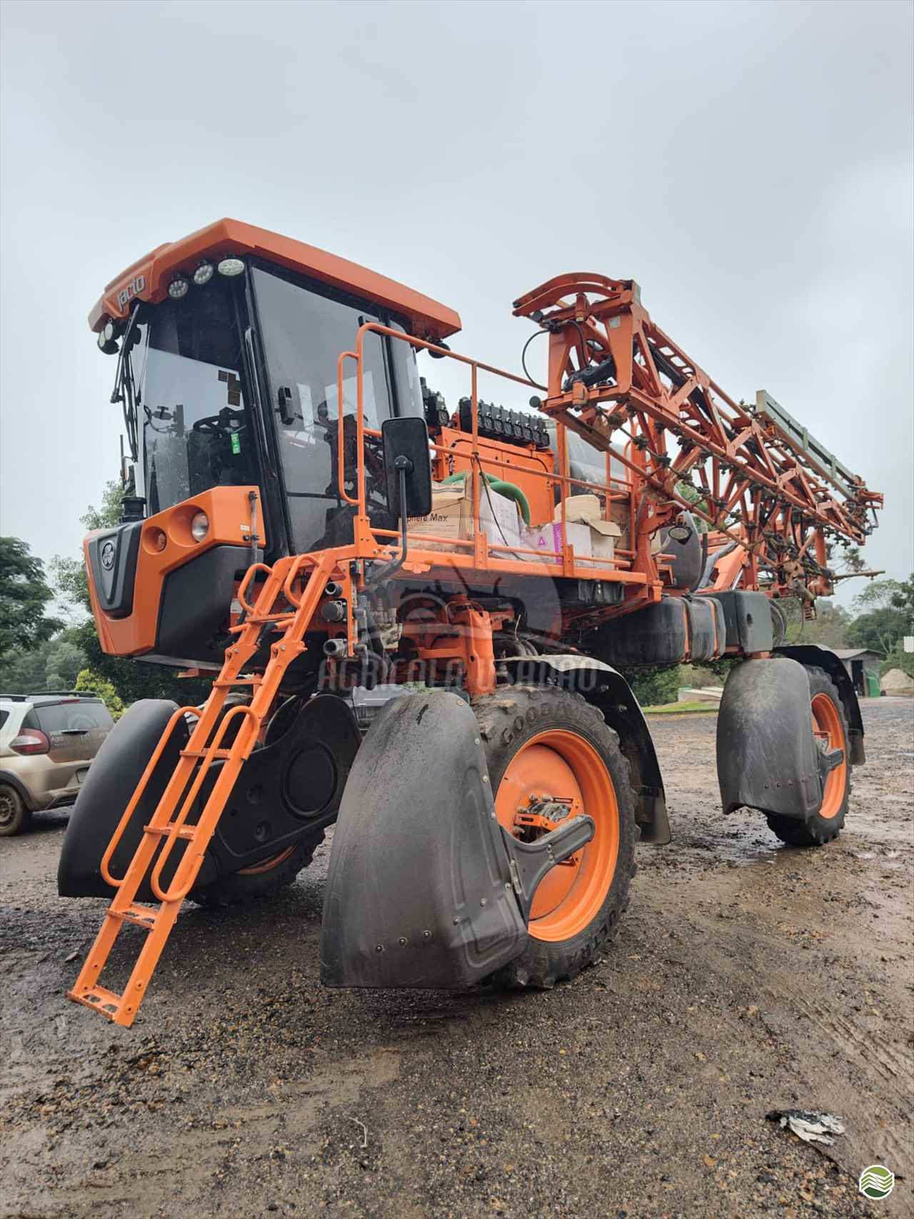 PULVERIZADOR JACTO UNIPORT 2530 Tração 4x4 Agrícola Usadão TAQUARITUBA SÃO PAULO SP