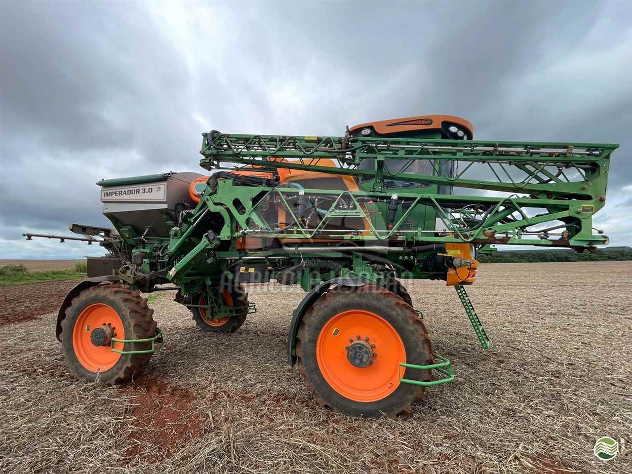 PULVERIZADOR STARA IMPERADOR 3.0 Tração 4x4 Agrícola Usadão TAQUARITUBA SÃO PAULO SP