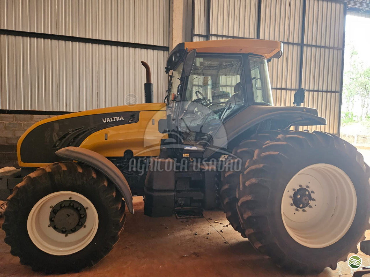 TRATOR VALTRA VALTRA BH 194 Tração 4x4 Agrícola Usadão TAQUARITUBA SÃO PAULO SP