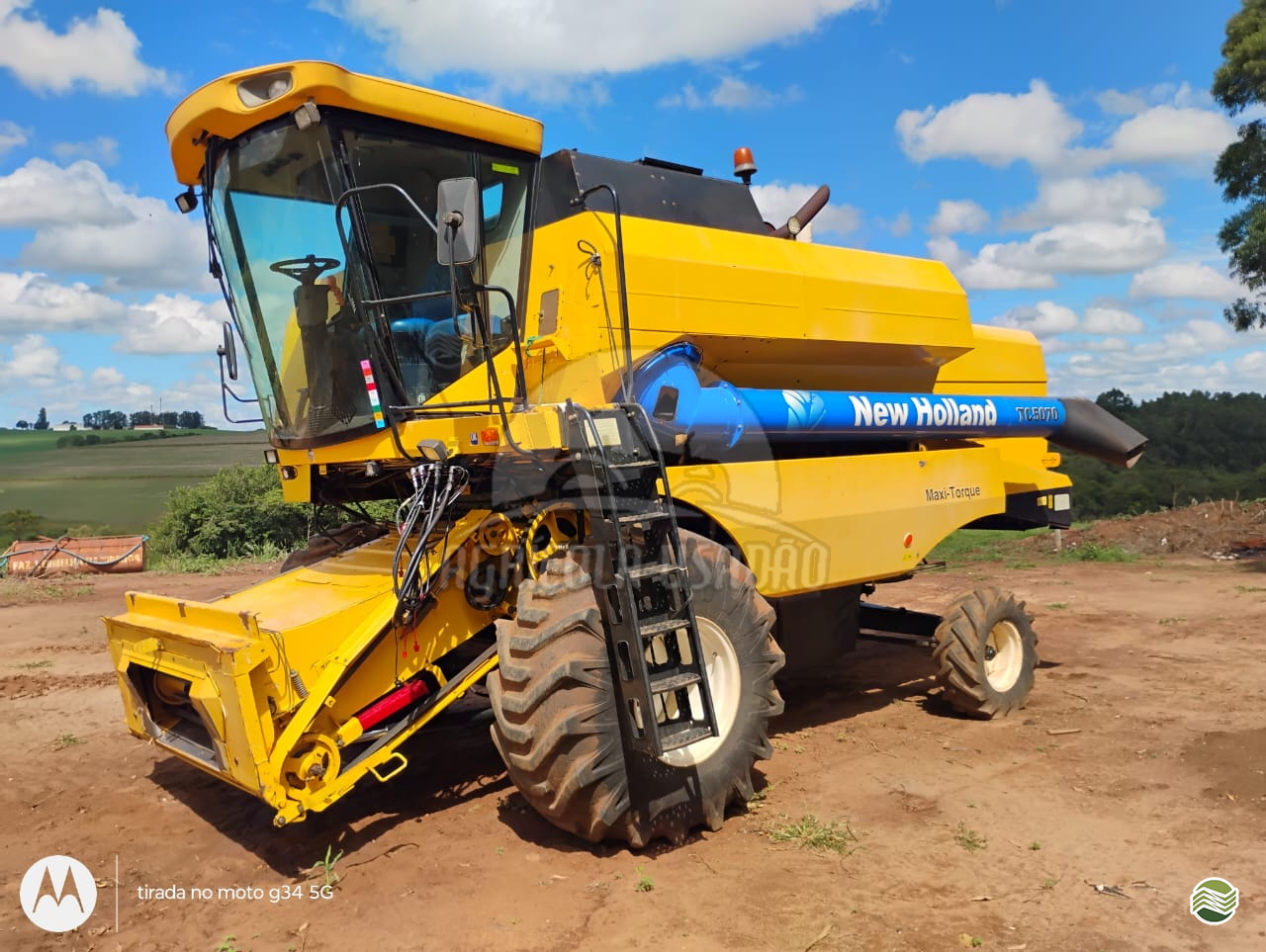 COLHEITADEIRA NEW HOLLAND TC 5070 Agrícola Usadão TAQUARITUBA SÃO PAULO SP