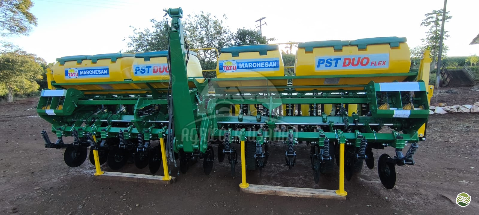 PLANTADEIRA TATU PST DUO FLEX Agrícola Usadão TAQUARITUBA SÃO PAULO SP