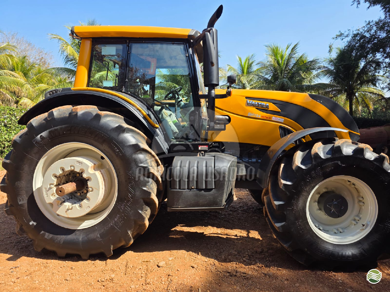 TRATOR VALTRA VALTRA BH 194 HiTech Tração 4x4 Agrícola Usadão TAQUARITUBA SÃO PAULO SP