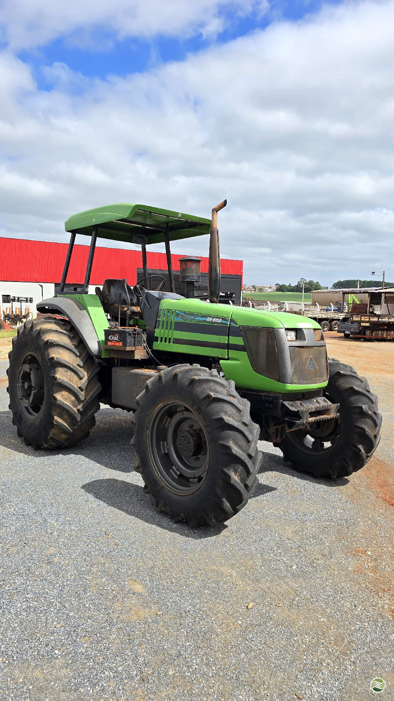 TRATOR AGRALE AGRALE BX 6150 Tração 4x4 Agrícola Usadão TAQUARITUBA SÃO PAULO SP