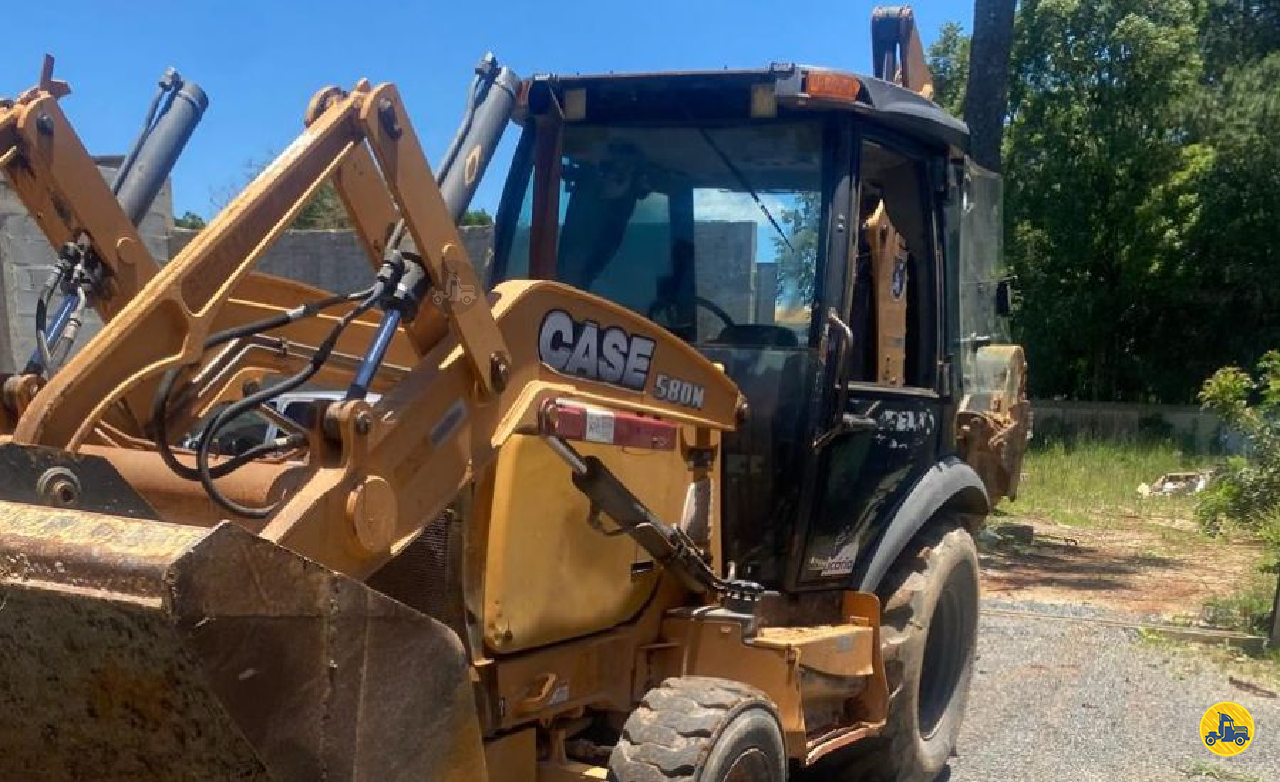 RETRO ESCAVADEIRA CASE 580N Tração 4x4 Bruto Equipamentos CURITIBA PARANÁ PR