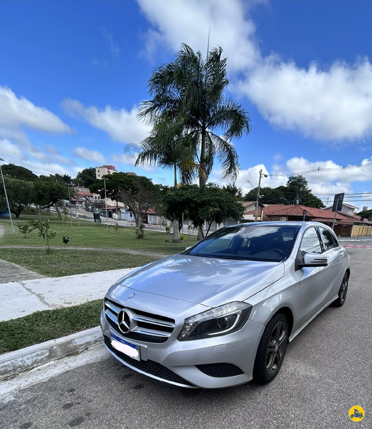 CARRO MERCEDES-BENZ GLA 200 CJ Caminhões SAO JOSE DOS CAMPOS SÃO PAULO SP