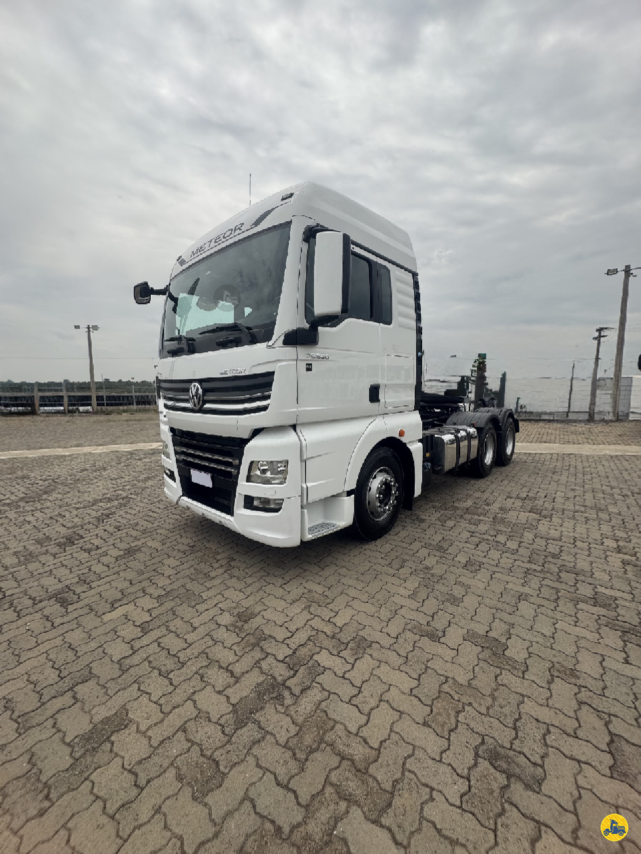 CAMINHAO VOLKSWAGEN VW 29520 Cavalo Mecânico Cavalo 6x4 Super Car SOROCABA SÃO PAULO SP