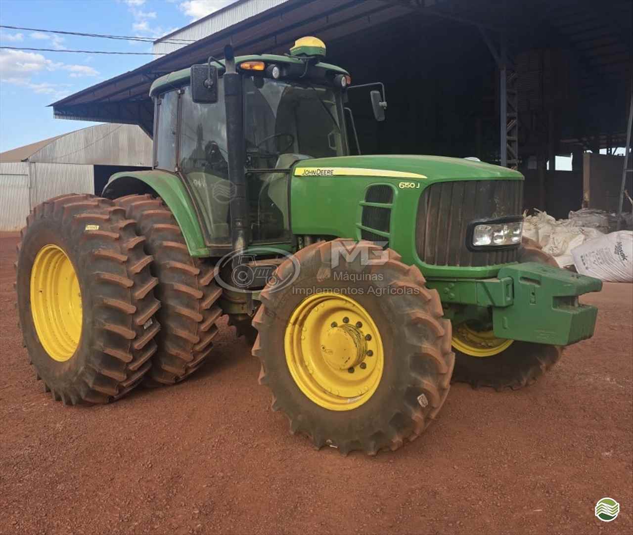 TRATOR JOHN DEERE JOHN DEERE 6150J Tração 4x4 MG Máquinas CRISTALINA GOIAS GO