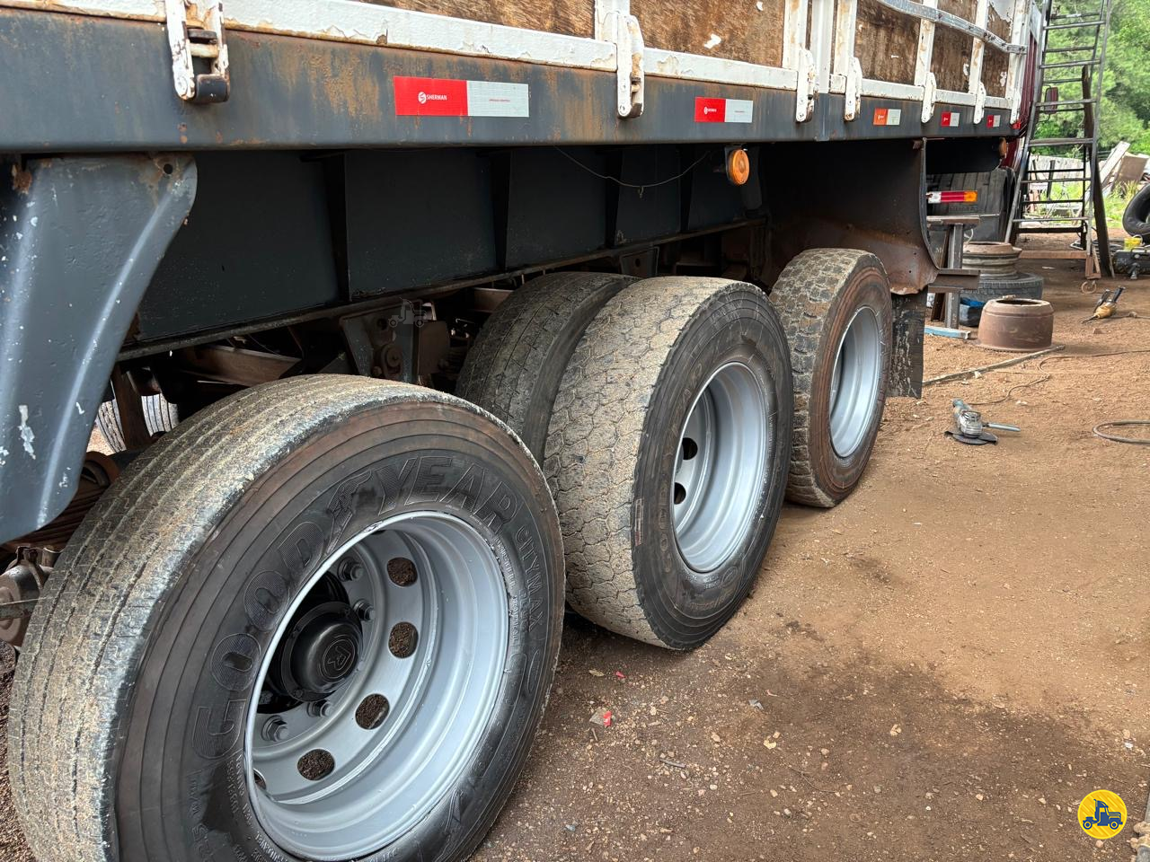 CARRETA SEMI-REBOQUE GRANELEIRO CA Camara Transportes CURITIBA PARANÁ PR