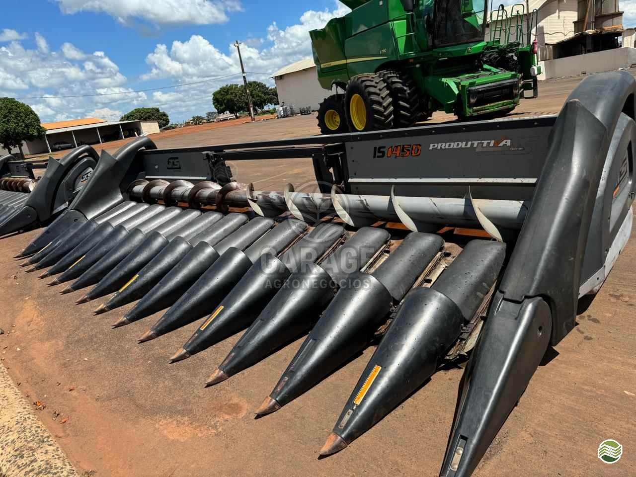PLATAFORMA COLHEITADEIRA GTS PRODUTTIVA 1450 Garage Tratores ARAGUARI MINAS GERAIS MG