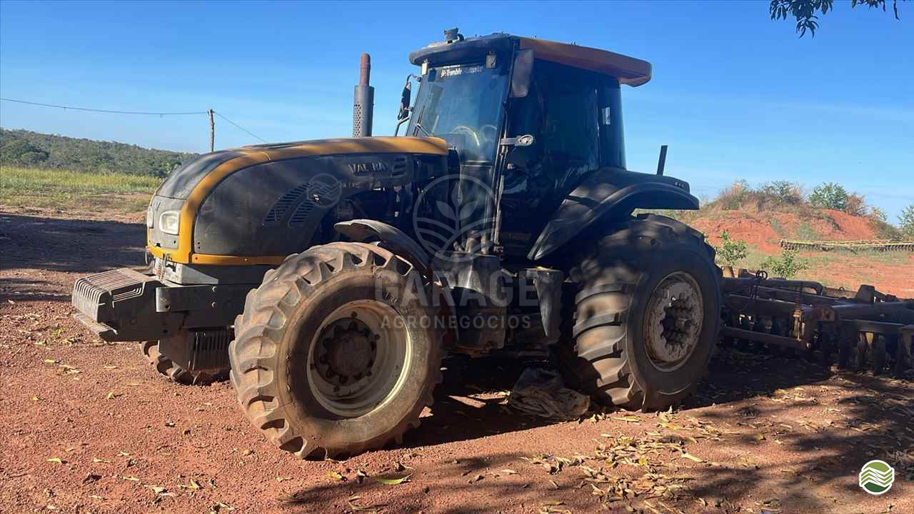 TRATOR VALTRA VALTRA BT 190 Tração 4x4 Garage Tratores ARAGUARI MINAS GERAIS MG