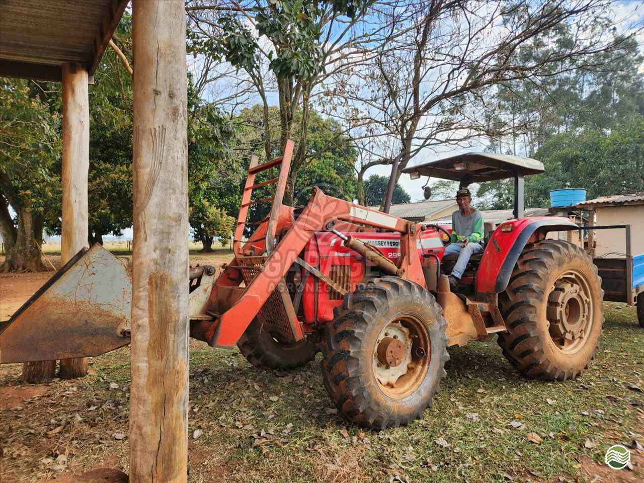MF 292 de Garage Tratores