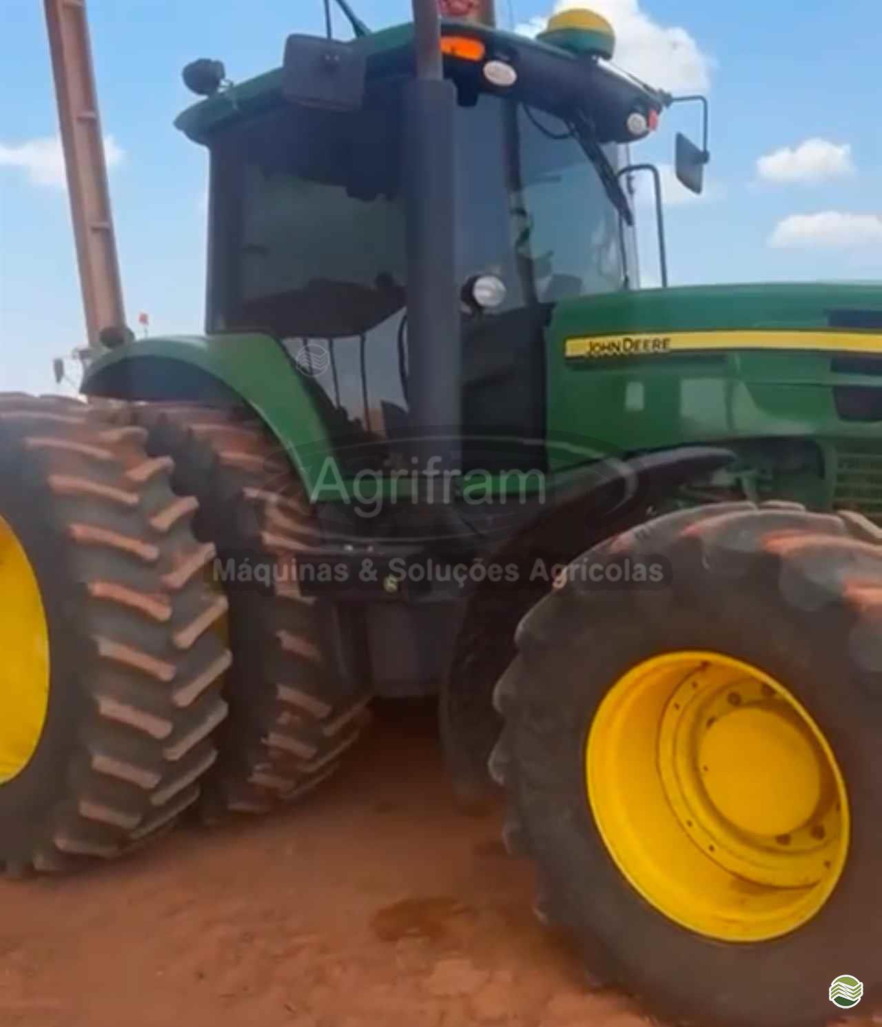TRATOR JOHN DEERE JOHN DEERE 7230J Tração 4x4 Agrifram Máquinas e Soluções Agrícolas FRANCA SÃO PAULO SP