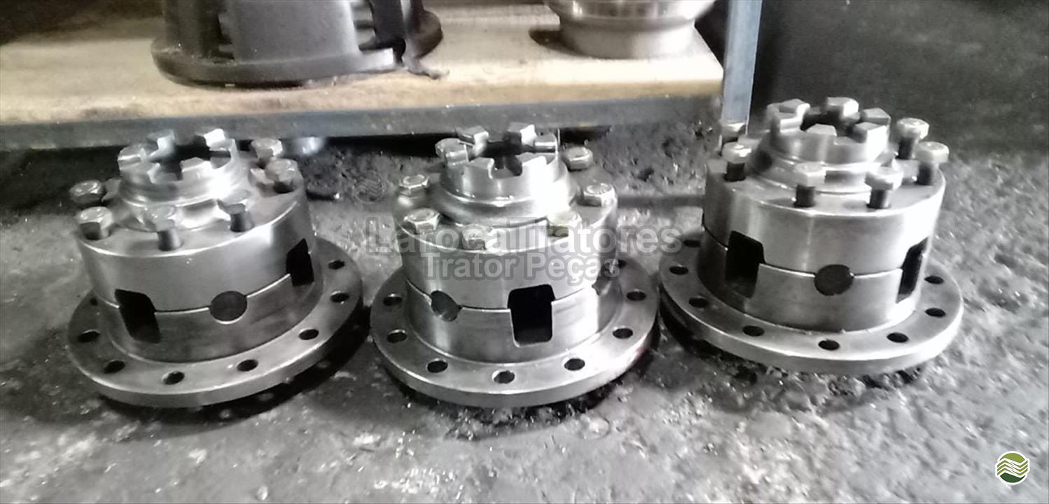 CAIXA SATÉLITE JOHN D. 5000