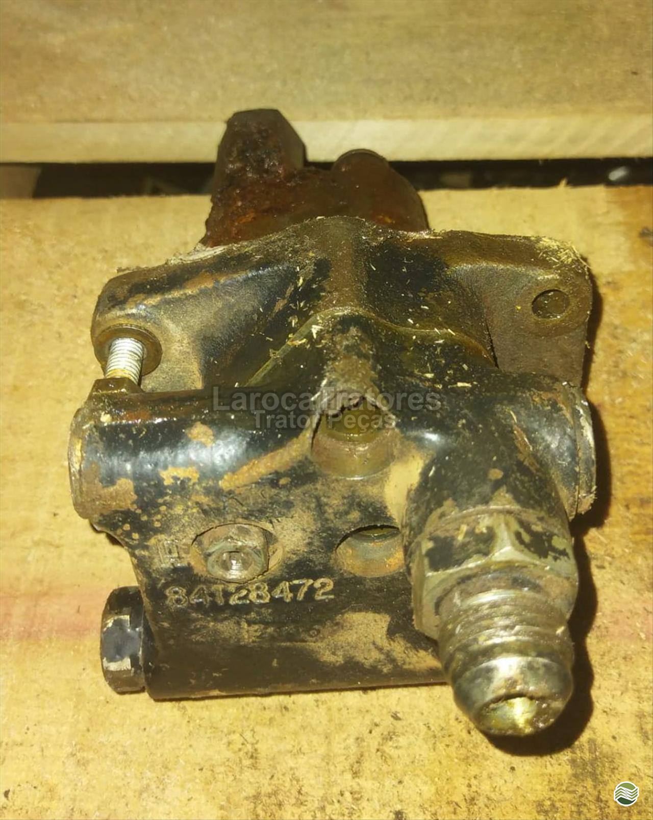 VÁLVULA HIDRÁULICO NEW HOLLAND TL