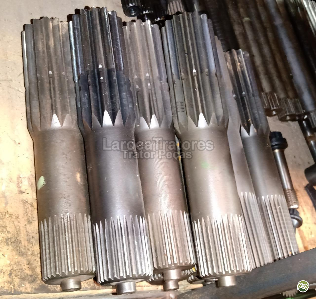 SEMI EIXO TRASEIRO JOHN D. 6000