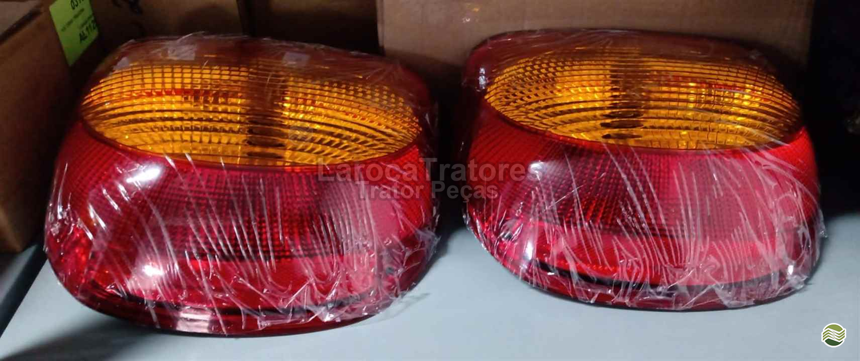 LANTERNA TRASEIRA JOHN D.