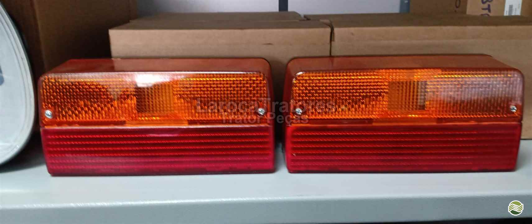 LANTERNA TRASEIRA JOHN D.