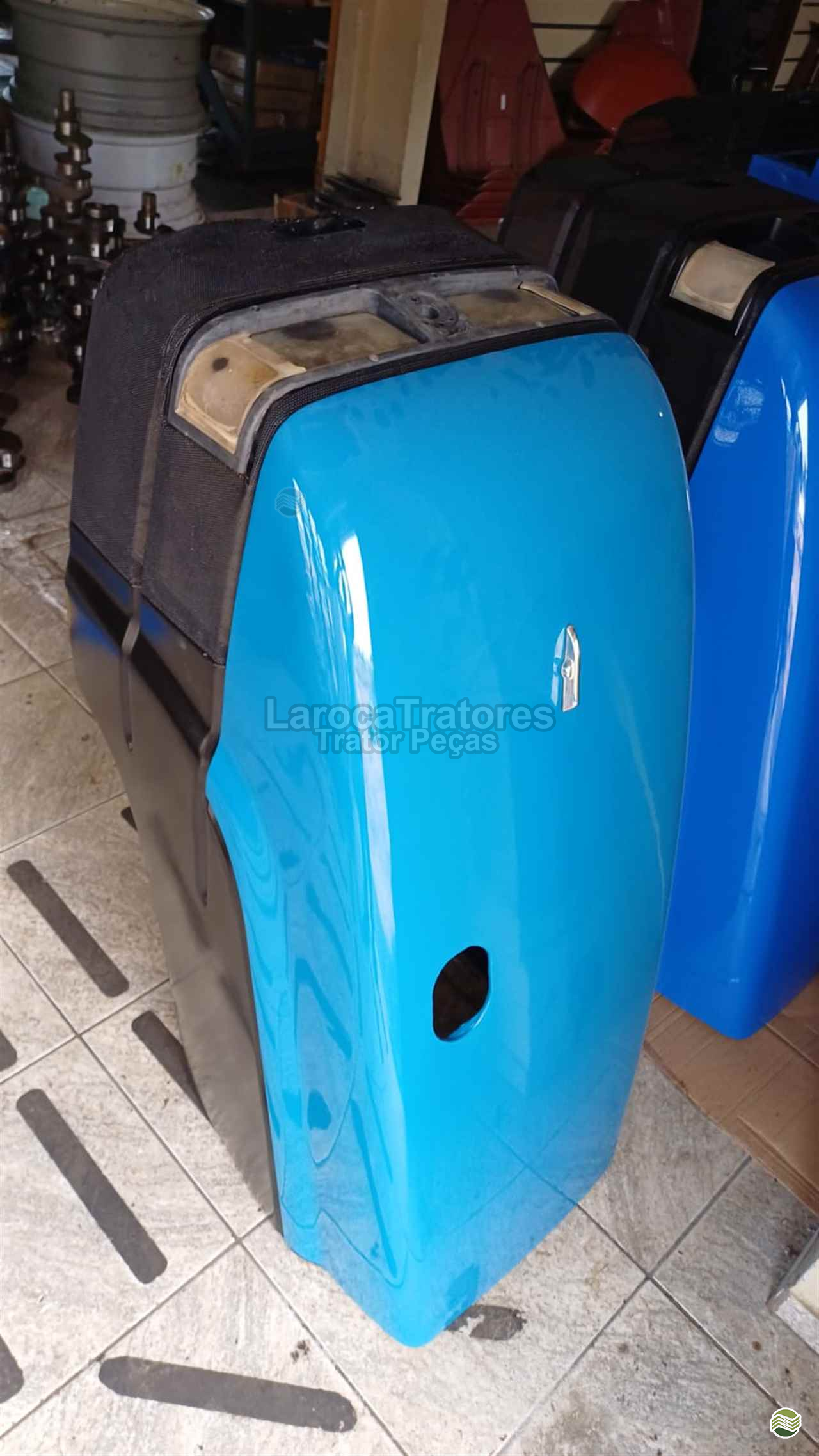 CAPÔ MOTOR NEW HOLLAND TL