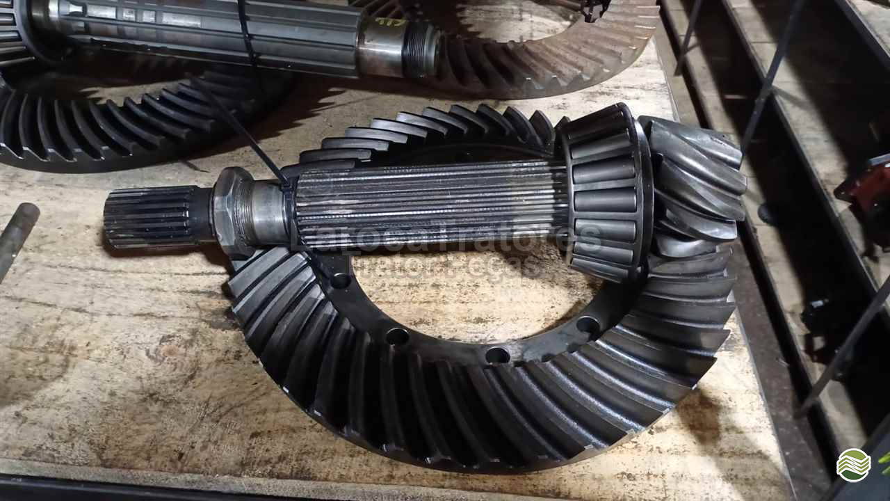 COROA E PINHÃO TRASEIRA CASE/NH