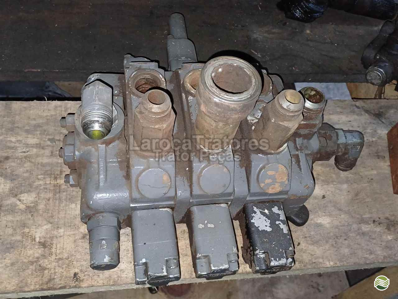 COMANDO HIDRÁULICO VALTRA