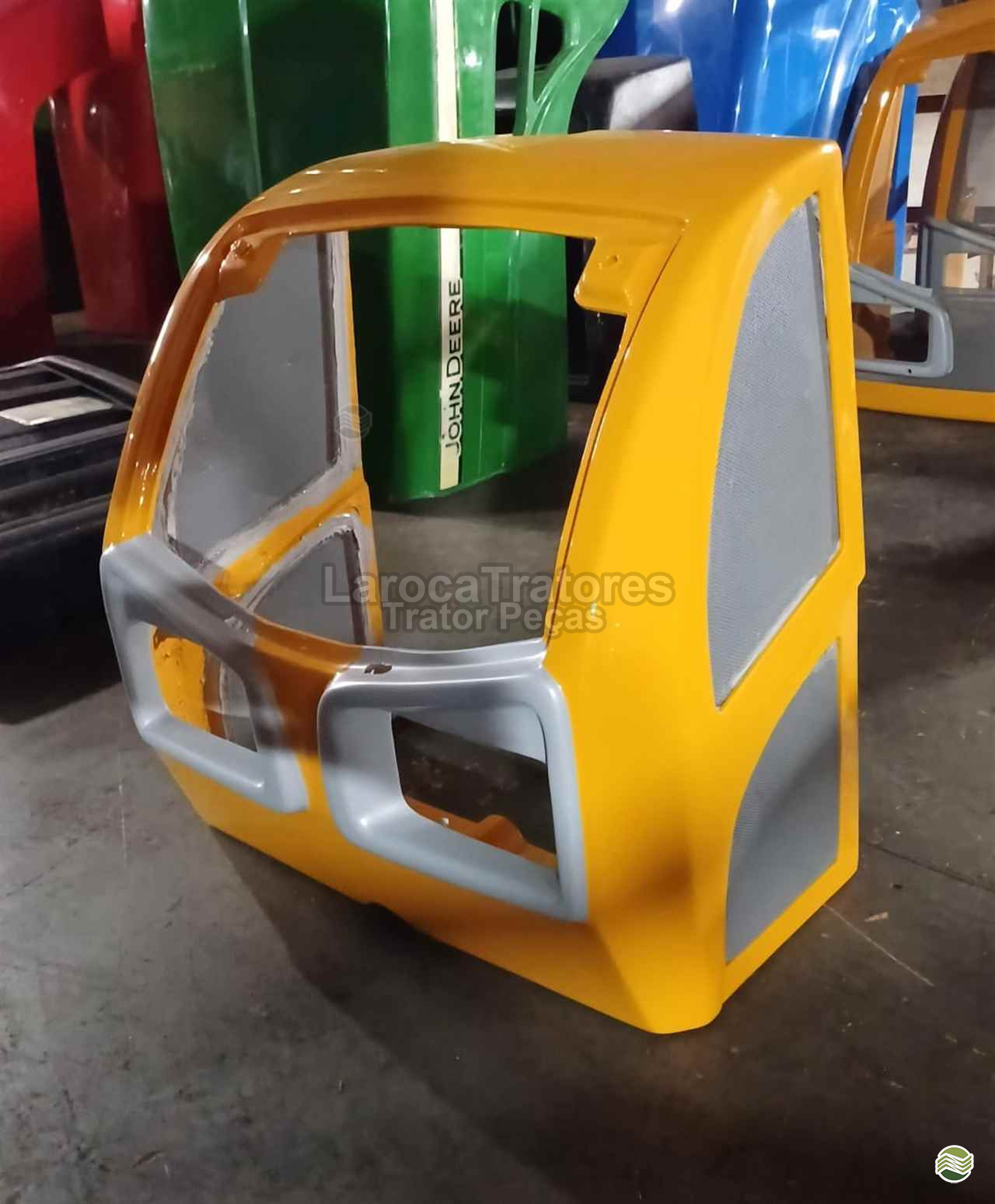 MÁSCARA DIANTEIRA VALTRA A 