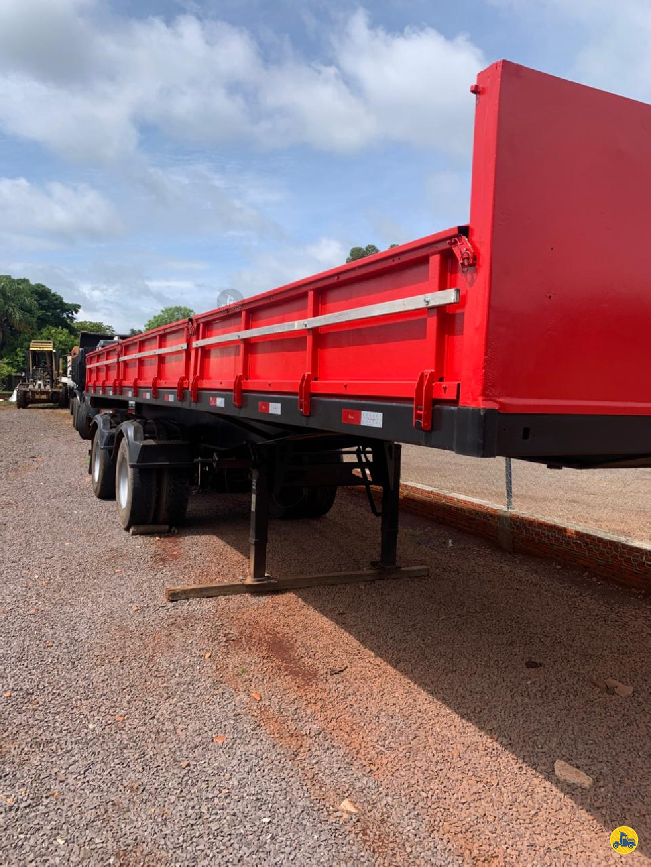 CARRETA SEMI-REBOQUE CARGA SECA Contato Caminhões CASCAVEL PARANÁ PR